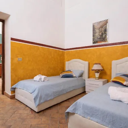 Historic By Campo De Fiori Apartment *
